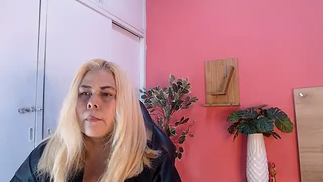 eva colen50 online show from 07/11/26, 05:57
