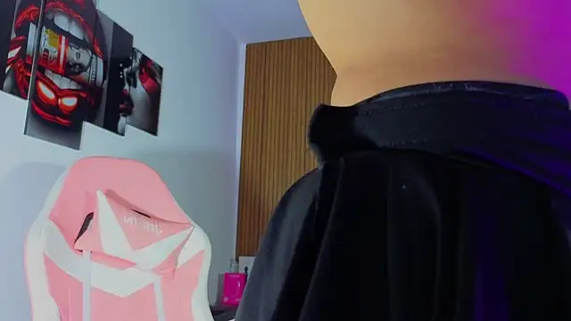 Sophiexx  online show from 04/09/26, 01:17