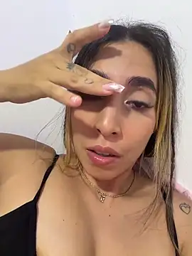 Sophiexx  online show from 04/13/26, 01:20