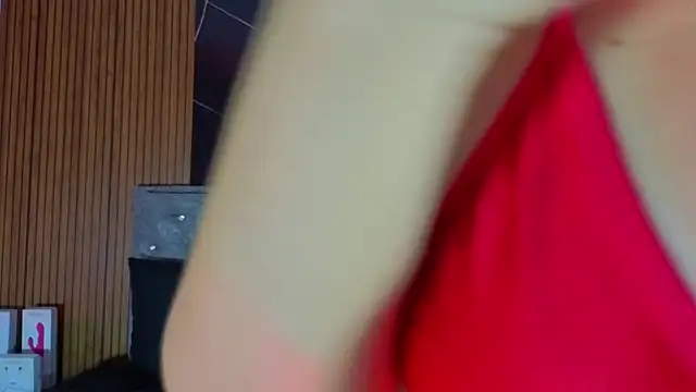 Sophiexx  online show from 04/10/26, 01:40