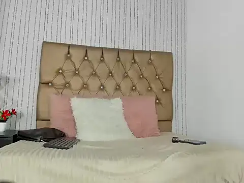 hanna luciana online show from 05/08/26, 03:38