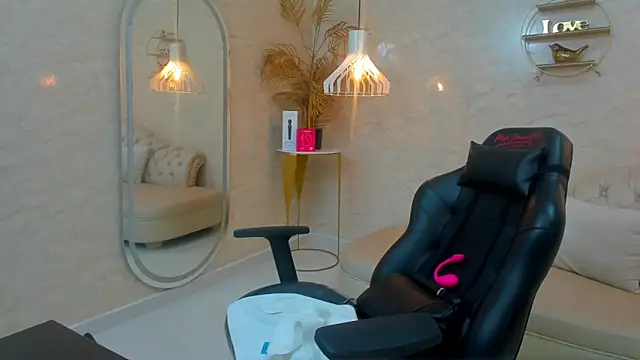 CAAMII SWEETT online show from 05/28/26, 08:15