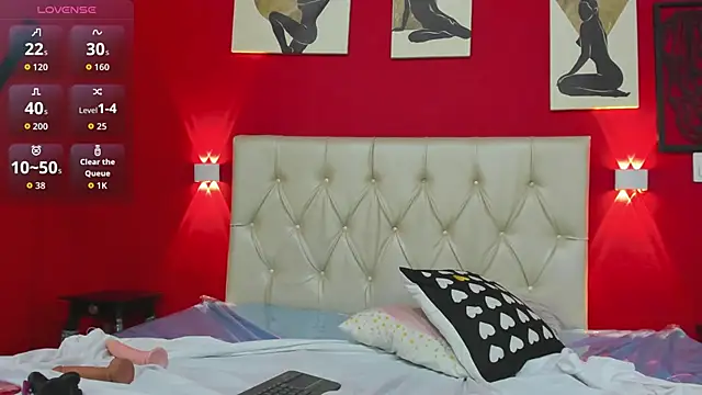 SweerLuna online show from 04/30/26, 02:02