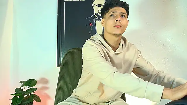 Eliassalvatore  online show from 05/30/26, 02:12