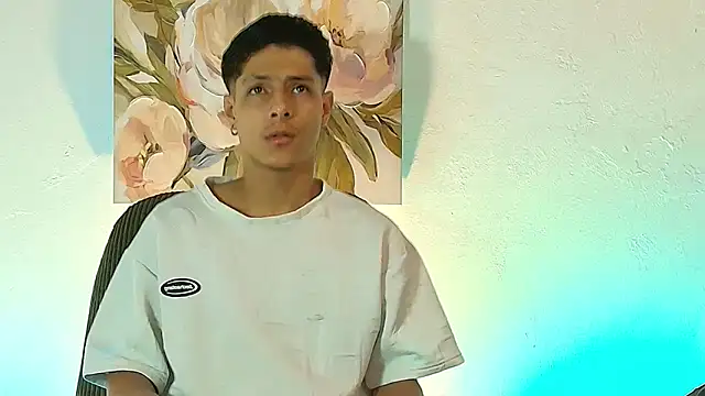 Eliassalvatore  online show from 06/30/26, 01:11