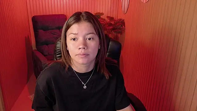 Alessia Monroe  online show from 04/07/26, 08:10