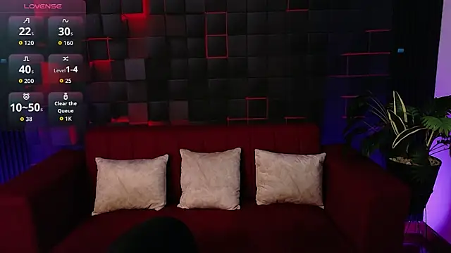 Alessia Monroe  online show from 06/17/26, 08:41