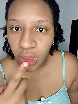 gigiblue89 online show from 05/03/26, 10:42