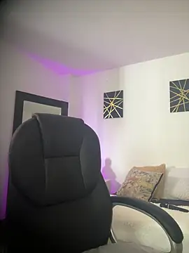 sara stormy online show from 04/12/26, 05:05