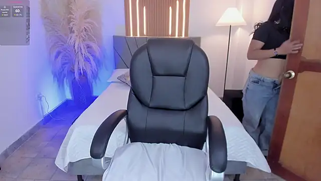 sara stormy online show from 02/20/26, 01:24