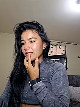 Snapshot of Miiia_a chatting on 02/19/26, 07:44 Miiia a online show from 02/19/26, 07:44