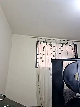 Miiia a online show from 03/27/26, 06:09