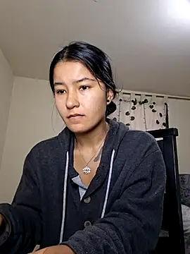 Snapshot of Miiia_a chatting on 02/21/26, 03:58 Miiia a online show from 02/21/26, 03:58