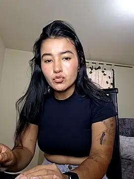 Snapshot of Miiia_a chatting on 02/20/26, 07:05 Miiia a online show from 02/20/26, 07:05