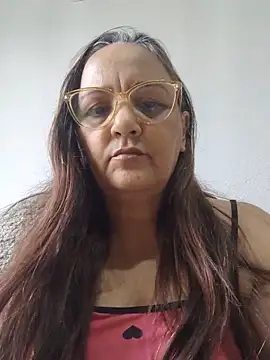 Noemipopi online show from 05/19/26, 02:13