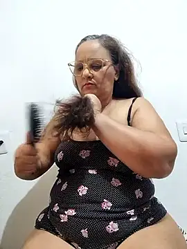 Snapshot of Noemipopi chatting on 02/26/26, 08:09 Noemipopi online show from 02/26/26, 08:09