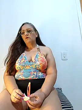 Noemipopi online show from 04/16/26, 12:00