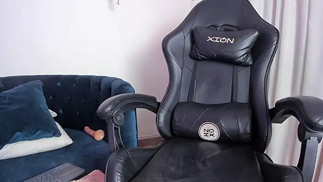 Esmeralda carrascal online show from 03/15/26, 03:30