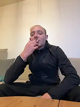 Crevette311 online show from 11/26/25, 09:04