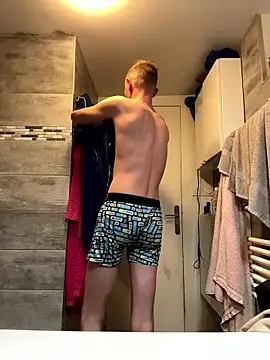 Crevette311 online show from 01/08/26, 03:18