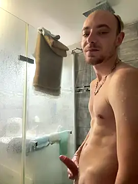 Crevette311 online show from 11/24/25, 11:10