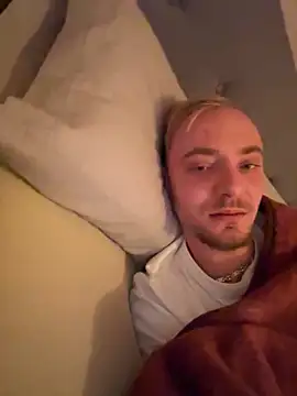 Crevette311 online show from 11/23/25, 11:04