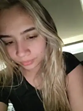 Snapshot of Bebitafiu69 chatting on 02/23/26, 12:28 Bebitafiu69 online show from 02/23/26, 12:28