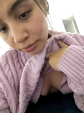 Snapshot of Bebitafiu69 chatting on 02/18/26, 03:15 Bebitafiu69 online show from 02/18/26, 03:15