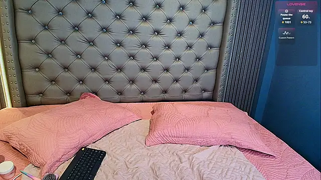 NAOMI cute  online show from 03/30/26, 01:29