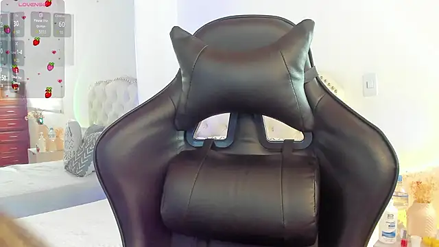 LuuluBerry online show from 03/01/26, 07:03