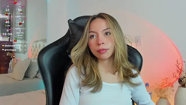 LuuluBerry online show from 02/22/26, 05:58