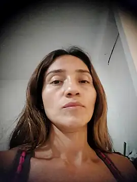Snapshot of isaa- chatting on 05/20/26, 10:29 isaa- online show from 05/20/26, 10:29