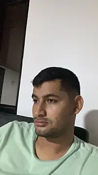 Snapshot of walterktm chatting on 02/24/26, 03:51 walterktm online show from 02/24/26, 03:51