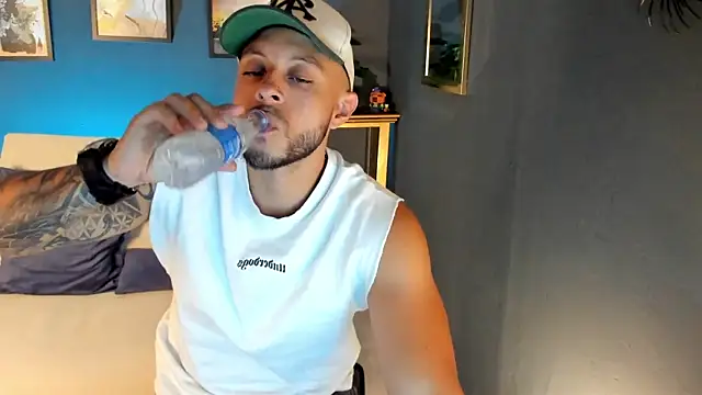 Daniel kingx online show from 04/08/26, 04:52