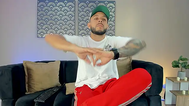 Snapshot of Daniel_kingx chatting on 02/28/26, 12:49 Daniel kingx online show from 02/28/26, 12:49