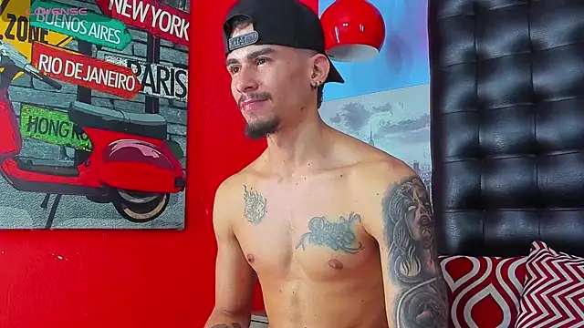 SharonTygaX online show from 03/17/26, 10:46