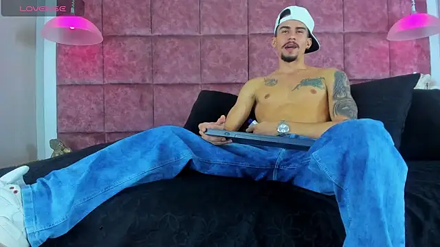 SharonTygaX online show from 03/29/26, 04:14