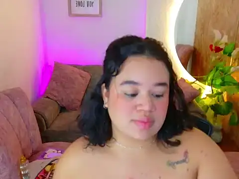 Snapshot of chatting on 03/06/26, 02:56 online show from 03/06/26, 02:56