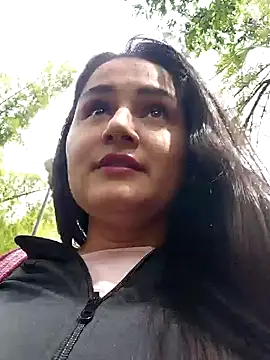 yissela92 online show from 02/23/26, 07:03