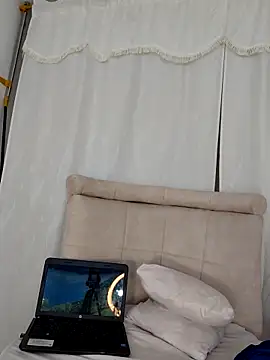 yissela92 online show from 03/03/26, 10:06