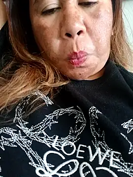 Snapshot of mature_l0ve43 chatting on 02/28/26, 03:39 mature l0ve43 online show from 02/28/26, 03:39