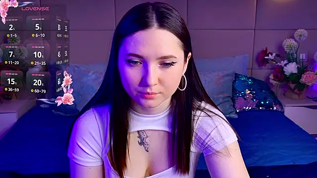 Tiny BunnyX online show from 03/10/26, 06:28