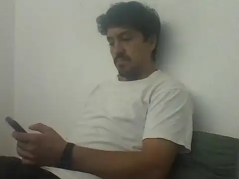 LeCorbu10 online show from 04/15/26, 02:17