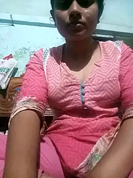 BreezySexyGirl69 online show from 03/10/26, 04:44