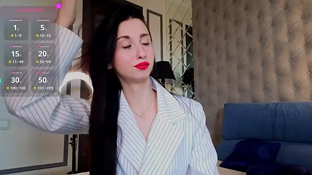 MiguelinaRasmuson online show from 05/08/26, 11:03