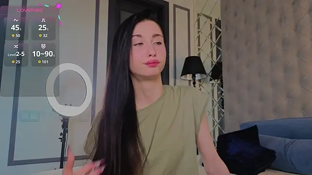 MiguelinaRasmuson online show from 05/10/26, 11:14