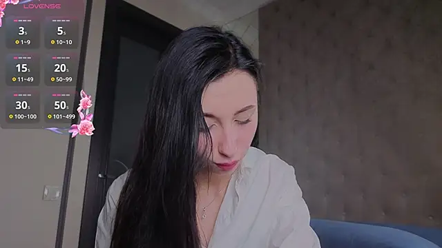 MiguelinaRasmuson online show from 05/29/26, 11:05