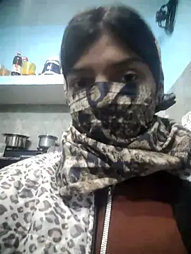 Snapshot of M_Lisha chatting on 02/19/26, 05:04 M Lisha online show from 02/19/26, 05:04