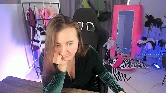 Golden Dragon online show from 04/05/26, 08:43