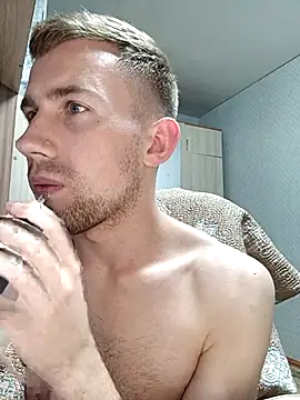 ---Dark--- online show from 05/06/26, 07:07